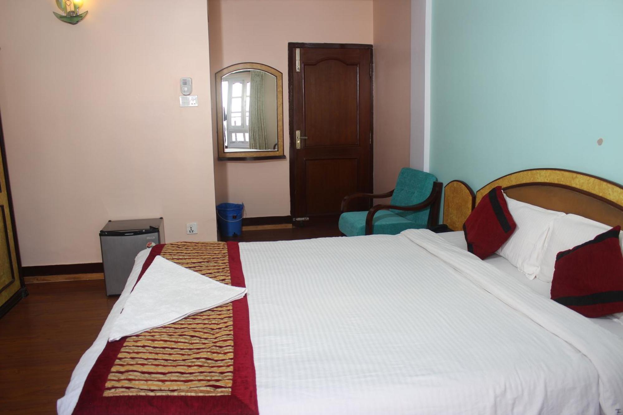 Hotel Happy Home Or Mudkhu Durbar Катманду Экстерьер фото