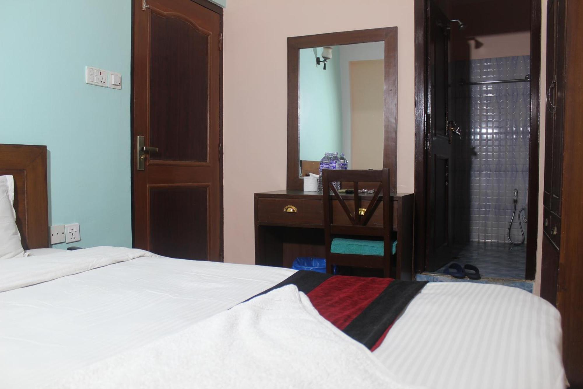 Hotel Happy Home Or Mudkhu Durbar Катманду Экстерьер фото